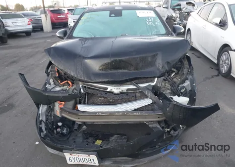 2013 Chevrolet Volt z USA, uszkodzony, nr VIN 1G1RH6E40DU117423